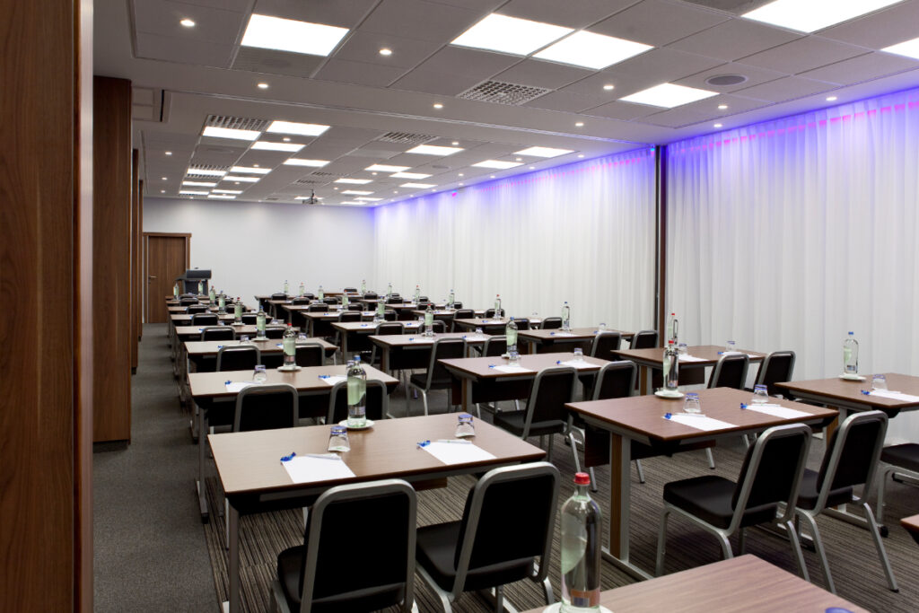 Meeting Herald & Tribune 2